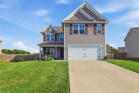 180 Brassfield Dr, Burlington, NC 27217