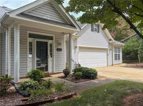 6504 Portrait Dr, Greensboro, NC 27410