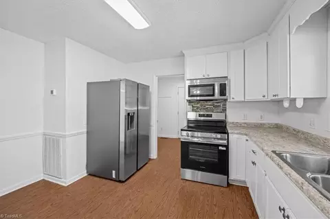 Kitchen - 505 Addor Rd, Pinebluff, NC 28373 photo 5 of 7