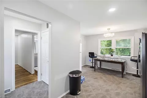 Entry Way - 607 Oneill St, High Point, NC 27260 photo 3 of 5