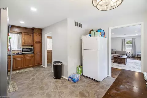 Entry Way - 607 Oneill St, High Point, NC 27260 photo 5 of 5
