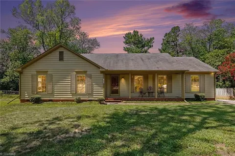 3608 Brandywine Dr, Greensboro, NC 27410