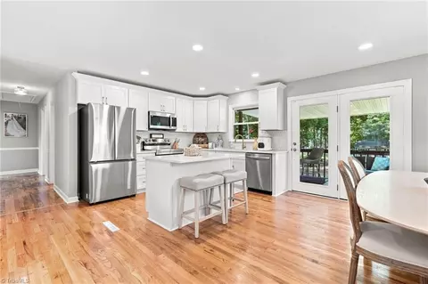Kitchen - 6060 Bobbybrook Dr, Clemmons, NC 27012 photo 4 of 4