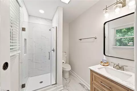 Bath - 6060 Bobbybrook Dr, Clemmons, NC 27012 photo 1 of 7