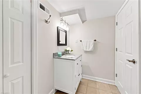 Bath - 6060 Bobbybrook Dr, Clemmons, NC 27012 photo 6 of 7
