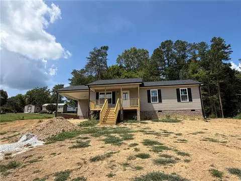 Exterior - 4941 Elmwood St, Trinity, NC 27370 photo 2 of 2