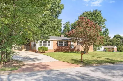 2717 Denise Dr, Greensboro, NC 27407