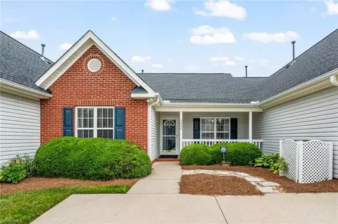 3925 Parkview Ct, Winston Salem, NC 27127