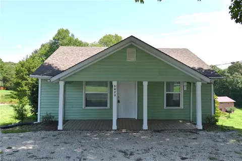5075 Baux Mountain Rd, Winston Salem, NC 27105