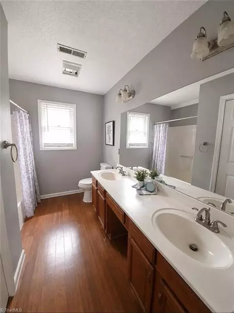 Bath - 4804 Whisper Oak Dr, Trinity, NC 27370 photo 2 of 2