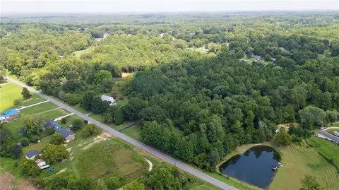 View/Area - 5237 Davis Rd, Winston Salem, NC 27105 photo 3 of 10