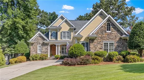 203 Allenton Ferry Dr, New London, NC 28127