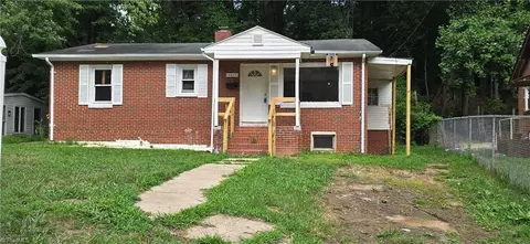 2219 Manchester St, Winston Salem, NC 27105
