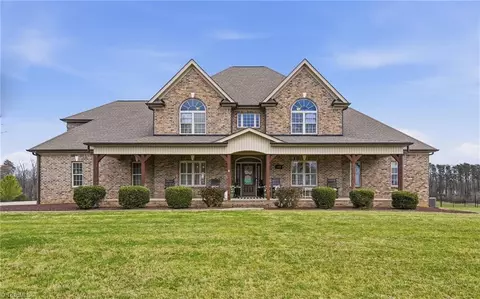 203 Bobcat Rd, Summerfield, NC 27358