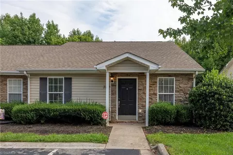 3273 Hyde Place Cir, Winston Salem, NC 27103