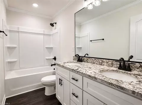 Bath - 112 Taft St, Mayodan, NC 27027 photo 2 of 2