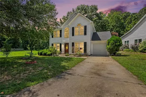 3407 Briarbend Dr, Greensboro, NC 27410