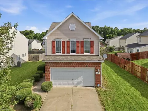1018 Highstone Dr, Greensboro, NC 27406