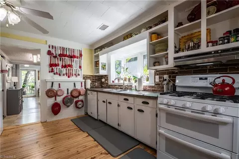 Kitchen - 415 Benge Dr, Elkin, NC 28621 photo 2 of 6