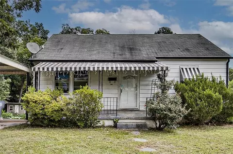 722 Eastview Dr, Asheboro, NC 27205