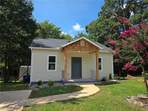 3 Hames St, Lexington, NC 27295