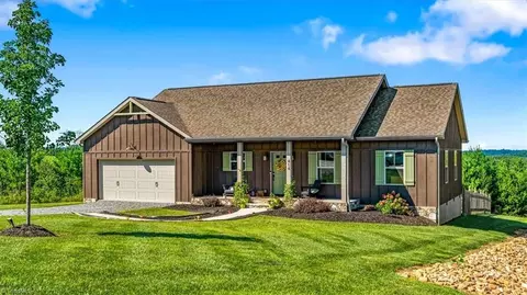 Exterior - 414 Turtle Ridge Rd, Sparta, NC 28675 photo 7 of 9