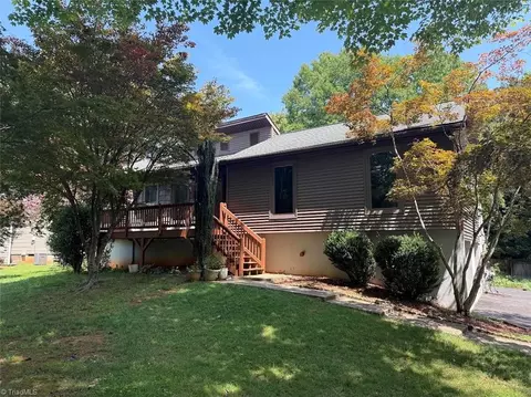 133 Evergreen Dr, Winston Salem, NC 27106