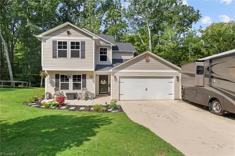 185 Cliffview Dr, Lexington, NC 27292