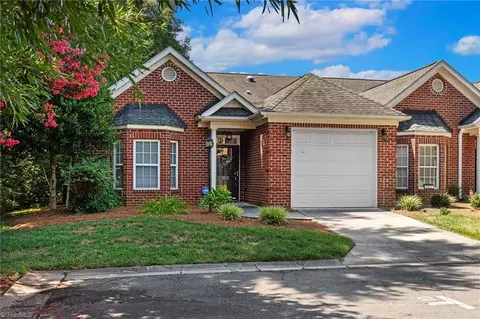 4872 Kinnamon Rd, Winston Salem, NC 27103
