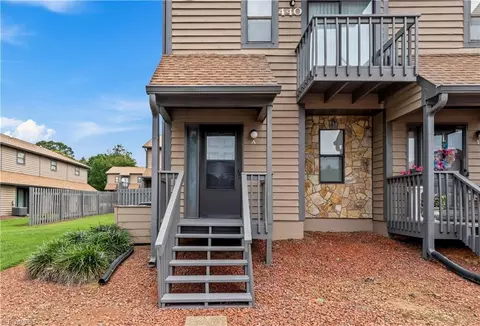 440 Vista Cir #A, Winston Salem, NC 27106
