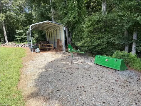 Exterior - 910 Hanks St, Traphill, NC 28685 photo 8 of 18