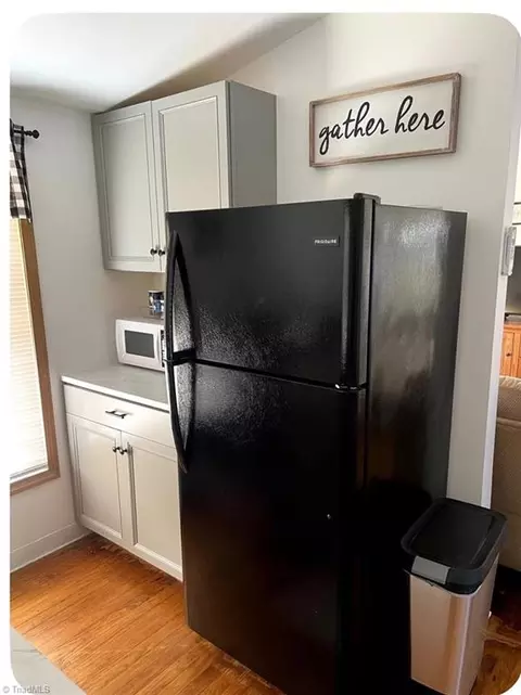 Kitchen - 910 Hanks St, Traphill, NC 28685 photo 2 of 2