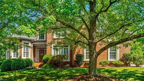 1 Rosebay Ln, Greensboro, NC 27455