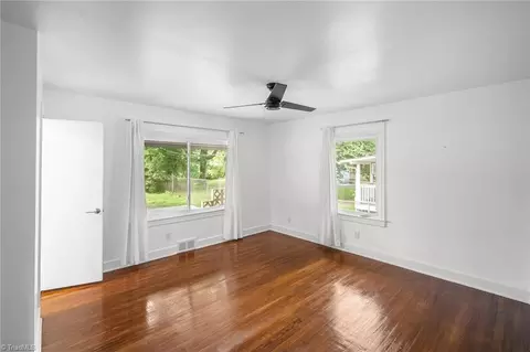 Bedroom - 601 Quaker Ln, High Point, NC 27262 photo 1 of 6