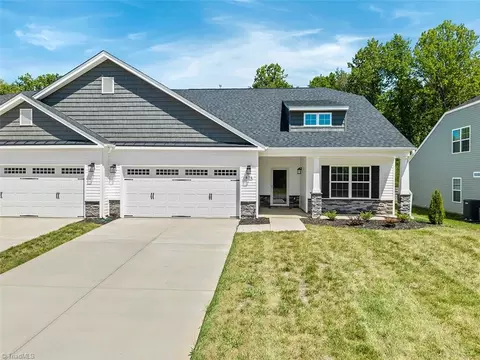 806 Dewfield Cv, Greensboro, NC 27410