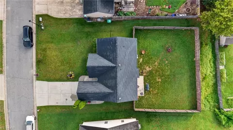 View/Area - 1105 Wesson Ct, High Point, NC 27265 photo 3 of 3