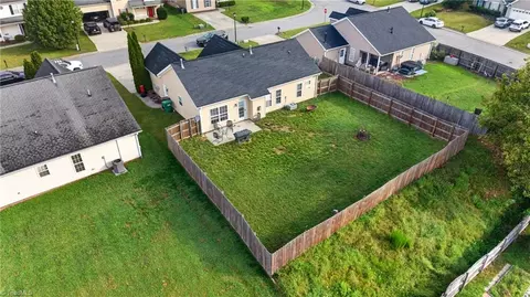 View/Area - 1105 Wesson Ct, High Point, NC 27265 photo 1 of 3
