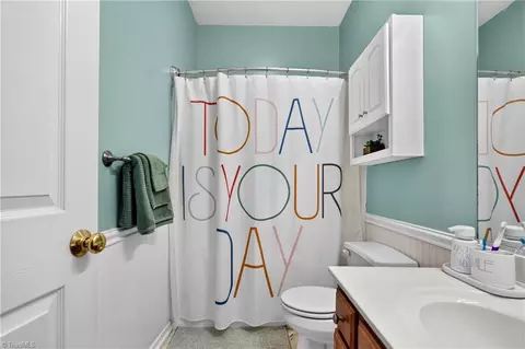 Bath - 1105 Wesson Ct, High Point, NC 27265 photo 1 of 2