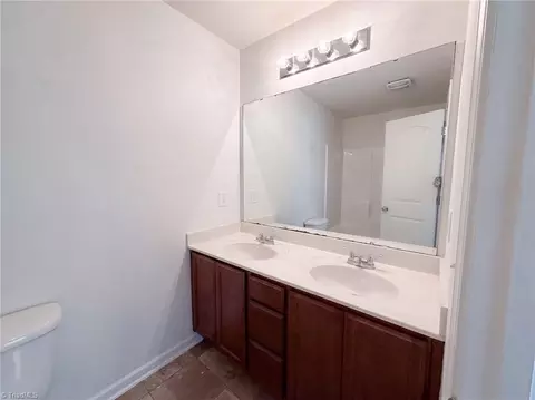 Bath - 411 Sandybrooke Dr, High Point, NC 27265 photo 2 of 3