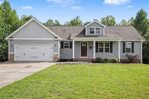 343 Price St, Stoneville, NC 27048