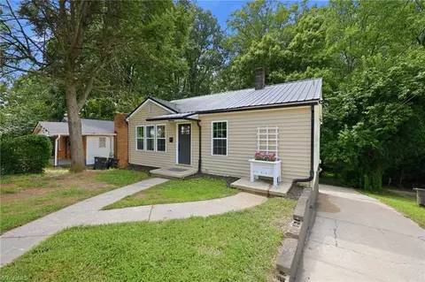1304 Thurmond St, Winston Salem, NC 27105