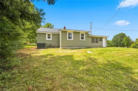 Exterior - 1325 King Rd, Salisbury, NC 28146 photo 5 of 6