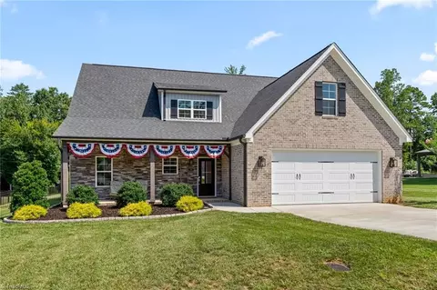 358 Windsor Trl, Lexington, NC 27295