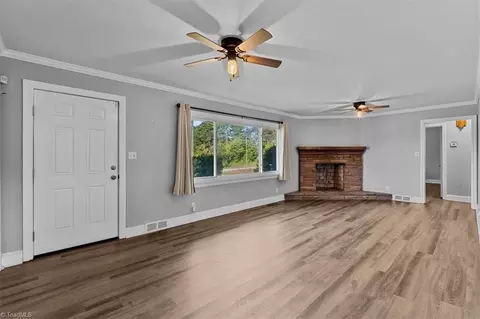 Living - 921 King St E, King, NC 27021 photo 1 of 6