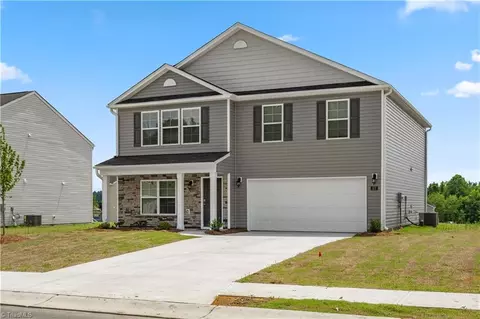 7 Jubilee Ct, Greensboro, NC 27406