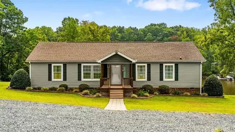 776 Lake Shore Ave, Lexington, NC 27292