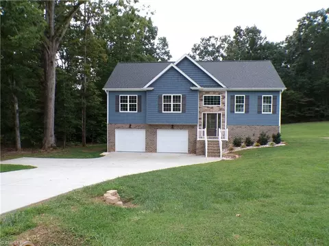 5630 Sutter Ln, Kernersville, NC 27284