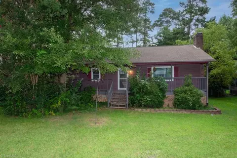 801 Bales Chapel Rd, Jamestown, NC 27282