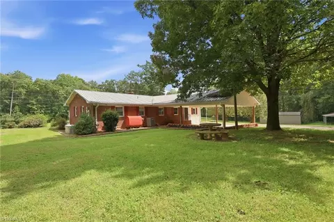 Exterior - 212 Circle Dr, Dobson, NC 27017 photo 6 of 9