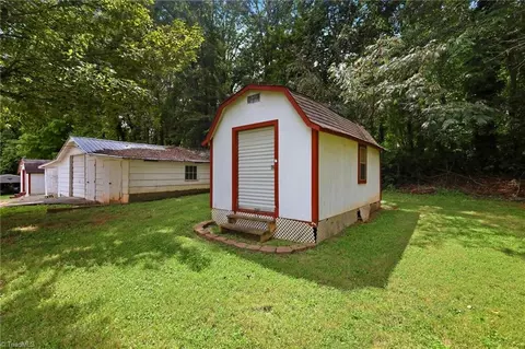 Exterior - 212 Circle Dr, Dobson, NC 27017 photo 7 of 9